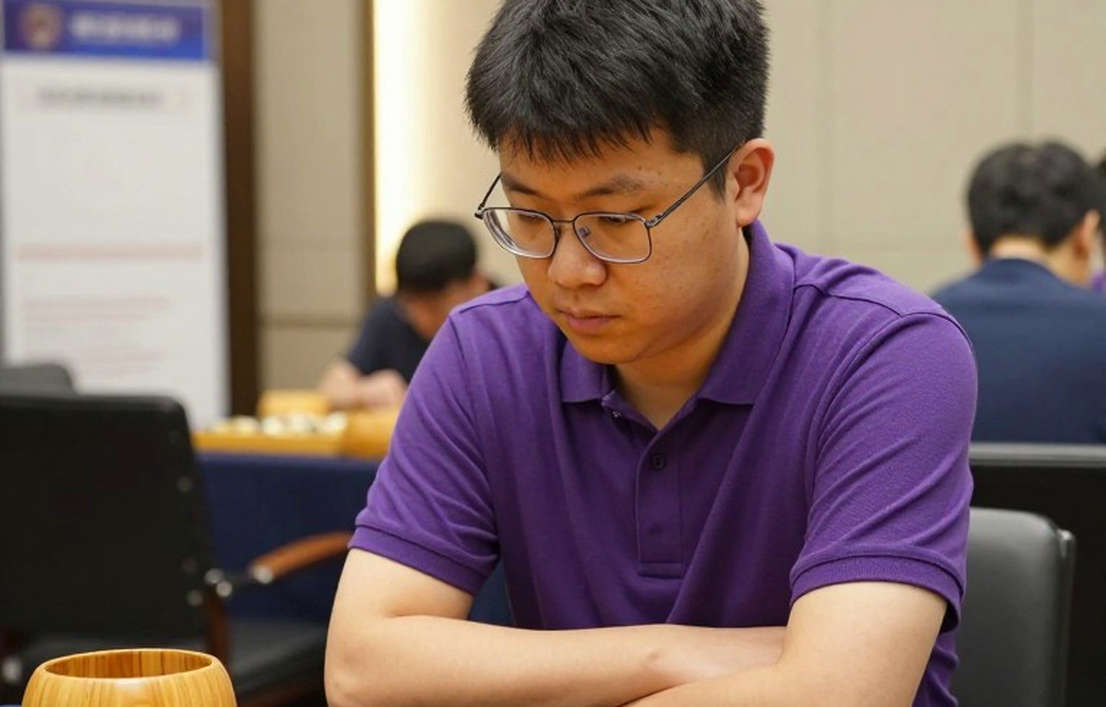 ChessBase Magazine #225 का ऑडिट: प्राग 2026 के 27 मिनिएचर, 10 ओपनिंग आर्टिकल और वीडियो की नई परत