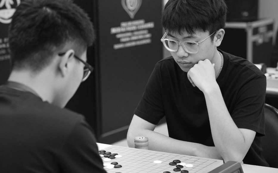 प्राग 2026 की सत्ताईस मिनिएचर: छोटी बाज़ियों का बड़ा सबक, ChessBase Magazine #225 में